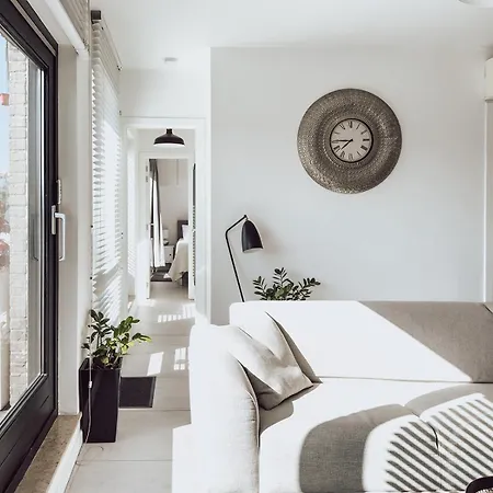 Modern Centrum Met Enorm Dakterras Daire *