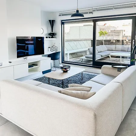 Modern Centrum Met Enorm Dakterras Οστένδη