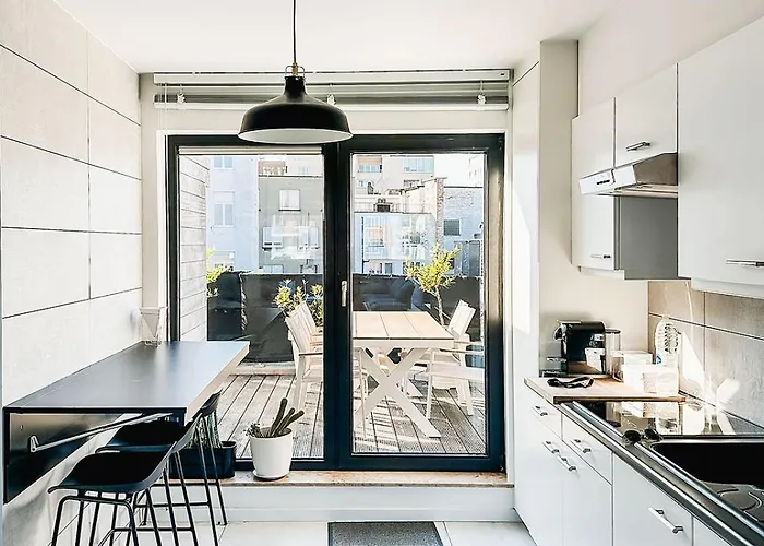 Modern Centrum Met Enorm Dakterras * أوستيند