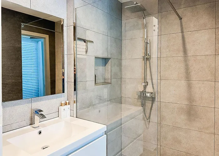 شقة Modern Centrum Met Enorm Dakterras أوستيند